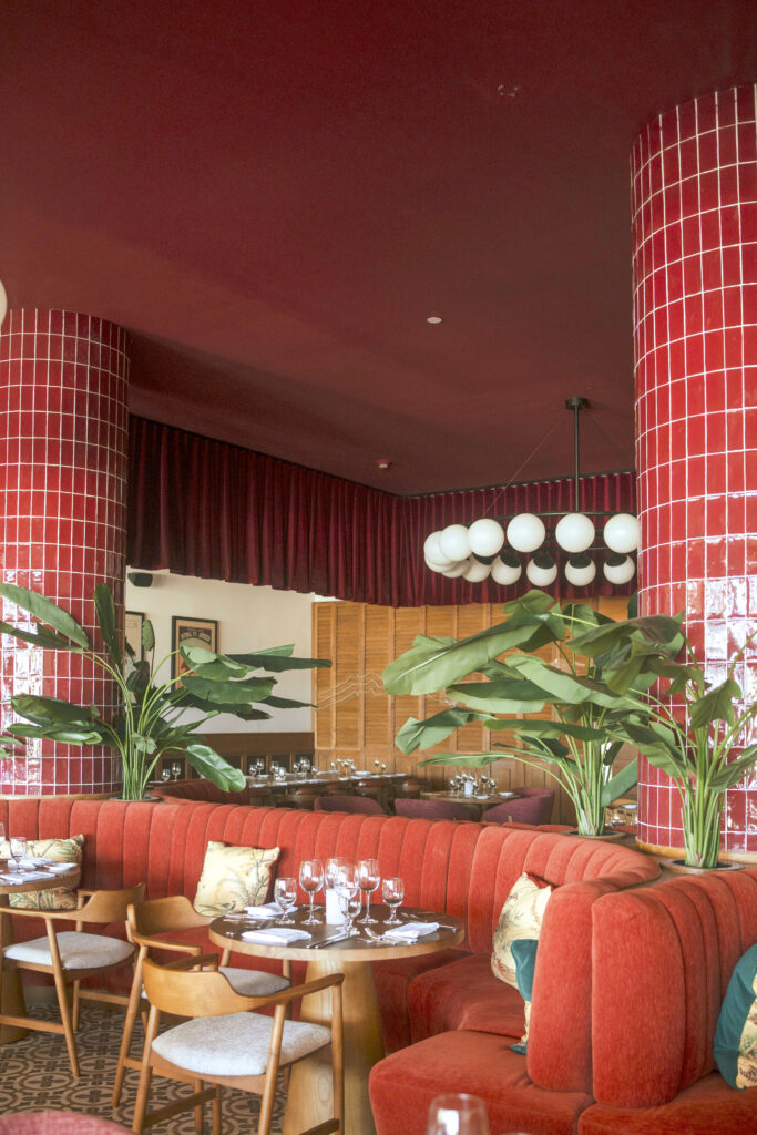 mobiliario fijo de restaurante STEAK HOUSE, OCeAN ALLURE